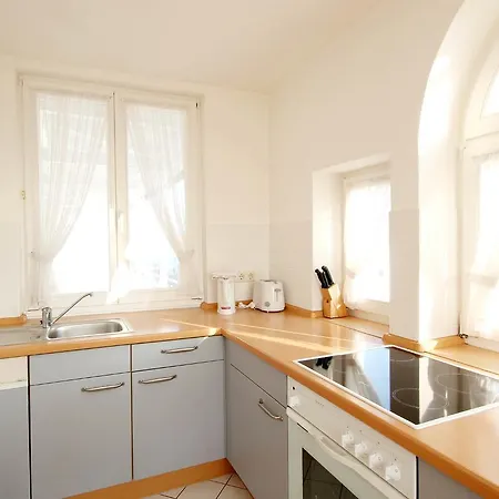 Metropol By Rujana *